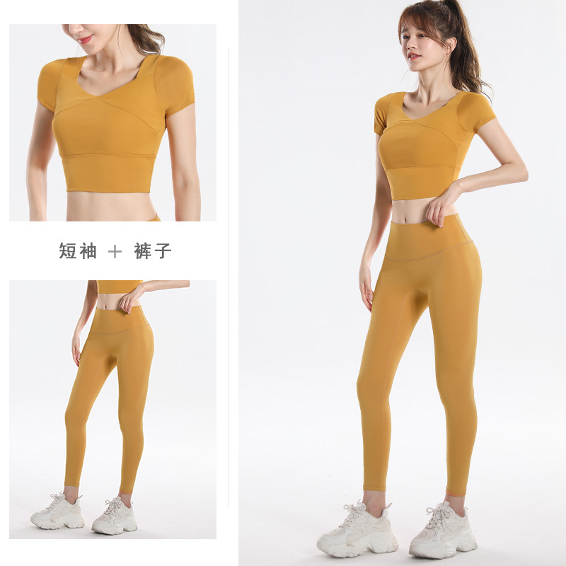 ชุดออกกำลังกายแห้งเร็วพร้อมบรา - Fitness Yoga บทวิจารณ์และราคา