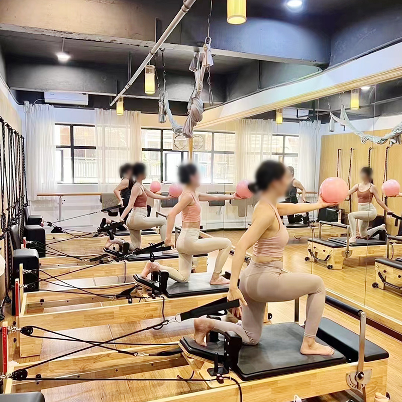 อุปกรณ์พิลาทิสรีฟอร์มเมอร์รุ่น - Yoga Fitness Studio บทวิจารณ์และราคา